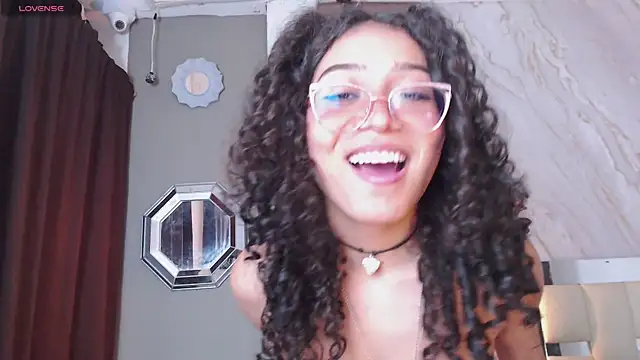 Chat XXX Live honeymoon_12