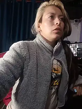 Tefannyy_ Show in webcam