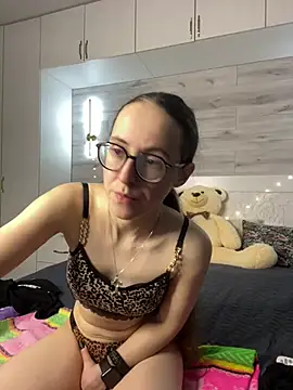 Czat XXX na żywo – MartiniiSelenna