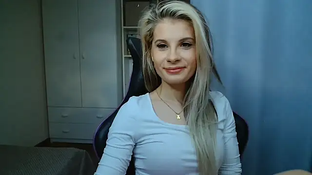 KristineGlow Live XXX-Chat