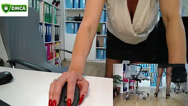 XXX chat uživo modela secret-office