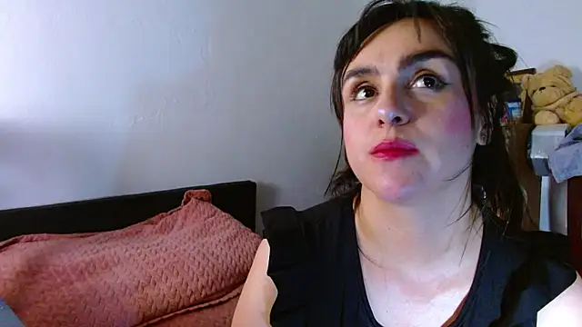 collette_beaufoy_'s Live XXX Chat