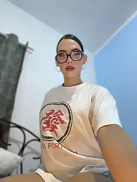 Carlita_cute Chat XXX in diretta