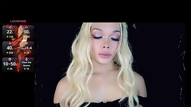YOURHOT_STUFF Adlı Modelin Canlı XXX Sohbeti