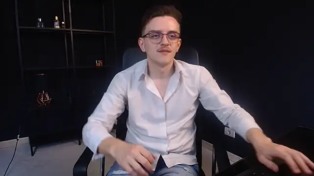 Chat XXX en directo de FelixStarkk