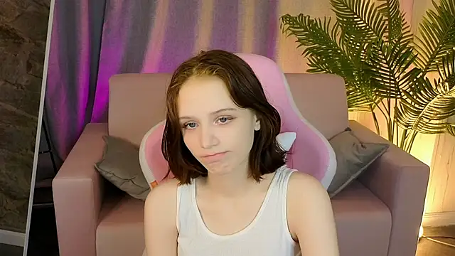 AliceJohansone's Live XXX Chat