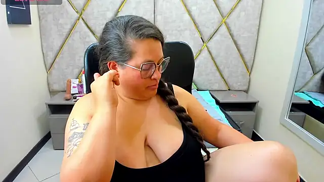 Živý XXX chat Sarah_Boobs_