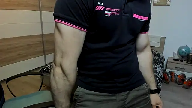 Show modela RobbyShawz na web-kameri