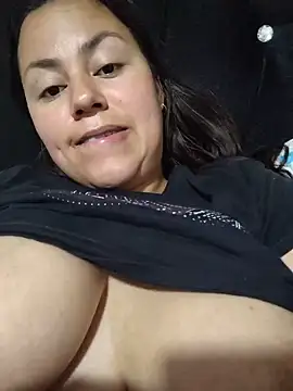 Czat XXX na żywo – camila-titis