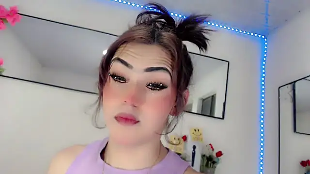 NathalialLooes Chat XXX live