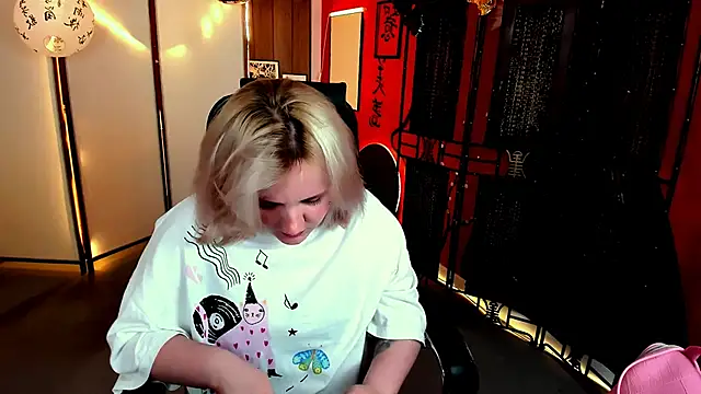 KathyBriggs' Live XXX Chat