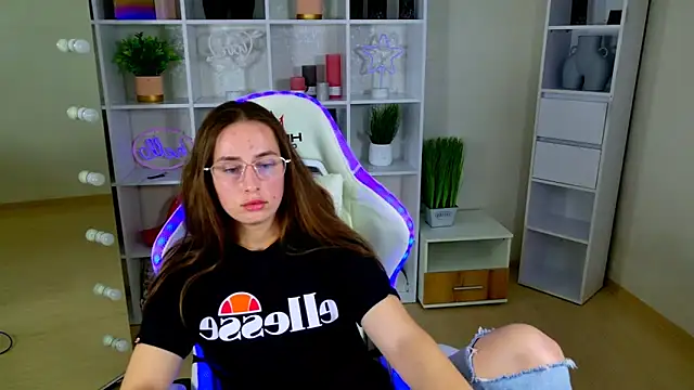 Živý XXX chat NadinnL