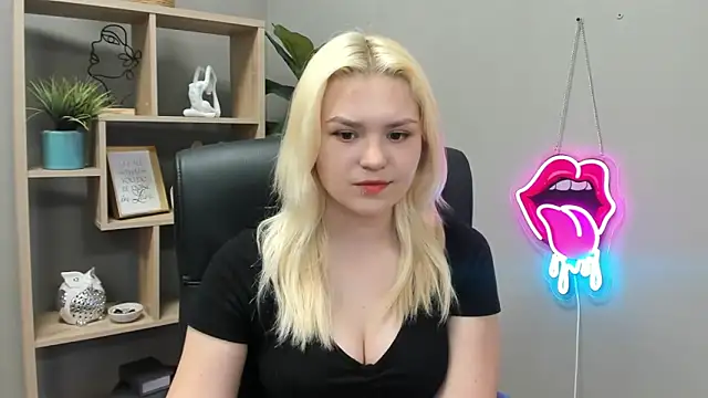 Chatroom XXX en direct de SweetLilyxo
