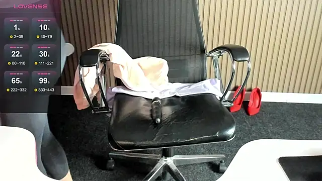 mommy_cum1 Adlı Modelin Canlı XXX Sohbeti
