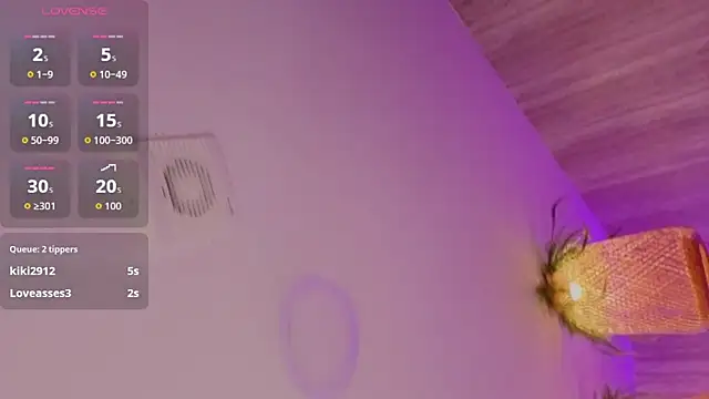 caroline_1s' Live XXX Chat