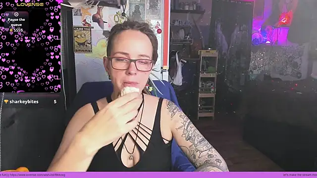 Živý XXX chat LisaFoxy_y