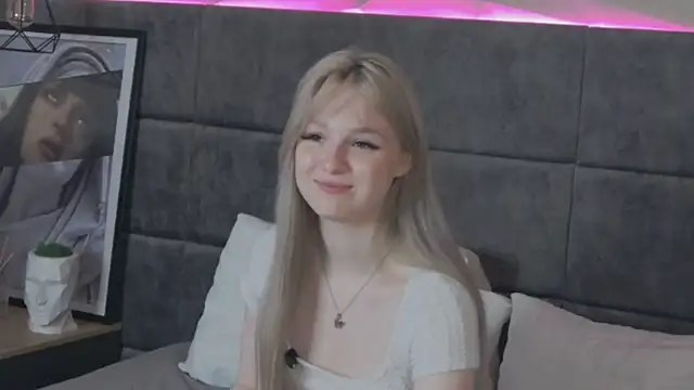 Czat XXX na żywo – Shy_Barbie