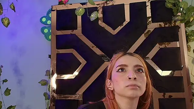Justmia69 élő XXX-chatje