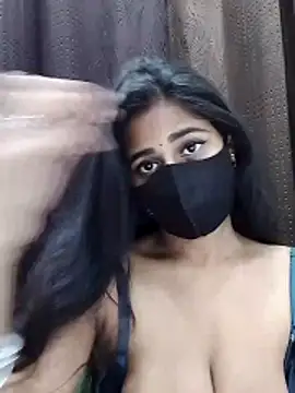 Lalisa_sexy Adlı Modelin Canlı XXX Sohbeti