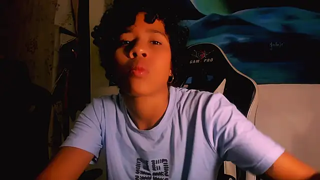 دردشة bad_girl_xxx الجنسية المباشرة