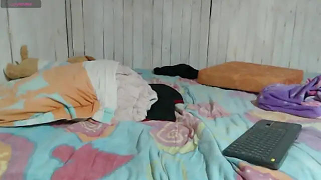 thebesthot Adlı Modelin Canlı XXX Sohbeti