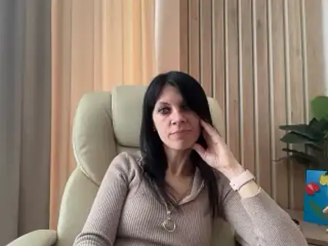 InjaAtHome's Live XXX Chat