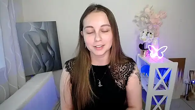 SweetPrincess_ Adlı Modelin Canlı XXX Sohbeti
