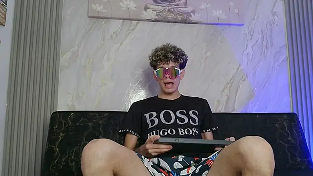 KING_BOYS2026 Adlı Modelin Canlı XXX Sohbeti