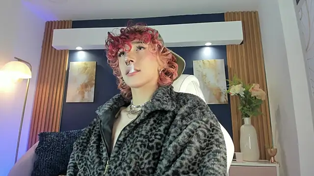 Cain_Dantalion Show in webcam