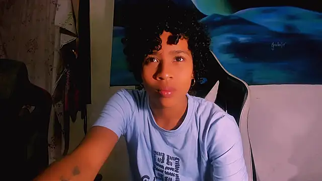 دردشة bad_girl_xxx الجنسية المباشرة