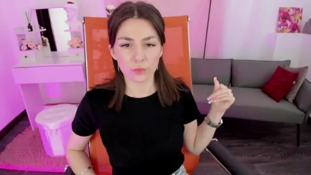 DiRosie Adlı Modelin Canlı XXX Sohbeti