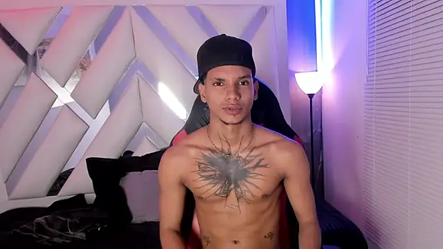 kai_storm77 élő XXX-chatje