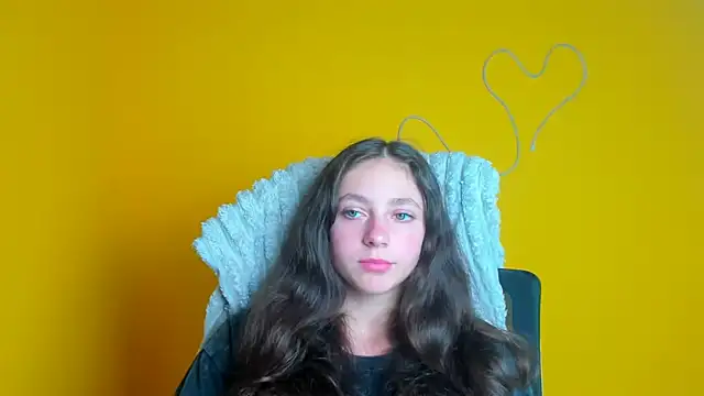 KissMeJulia Adlı Modelin Canlı XXX Sohbeti