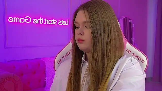 CrystalLyons Chat XXX live
