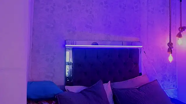 july_quinzel Adlı Modelin Canlı XXX Sohbeti