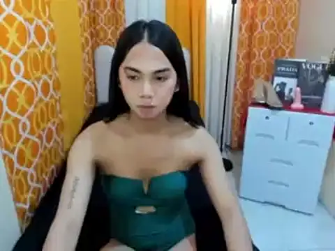 TsAlexa_Blaire Adlı Modelin Canlı XXX Sohbeti