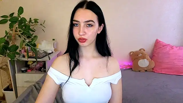 WildKittenX_ 라이브 XXX 채팅