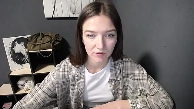 shining_pearl_n Live XXX chat