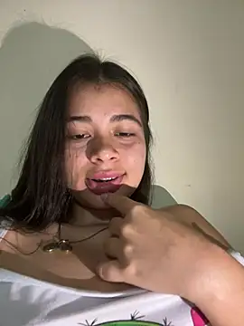 Show de Kloe_1223 na webcam
