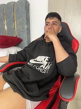 Angel_khouri_ élő XXX-chatje
