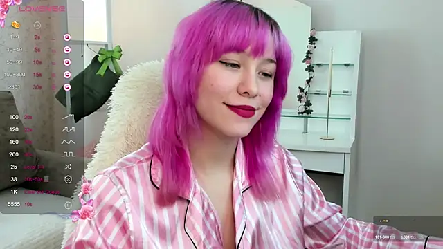 EmilyTrase Live XXX-Chat
