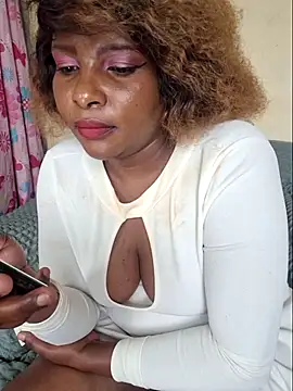 aisha78 élő XXX-chatje