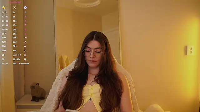 Chat +18 de Ester_Hill ao vivo