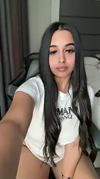 Živý XXX chat LilMisIndianx