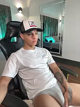TonyPetrovjs Show Webcam