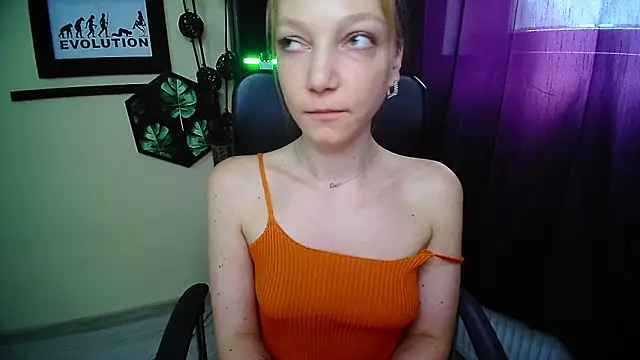 EmillyPlay Live XXX-chat
