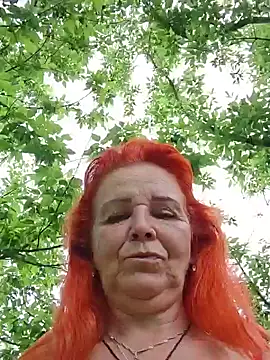 CassandraSandra44's Live XXX Chat
