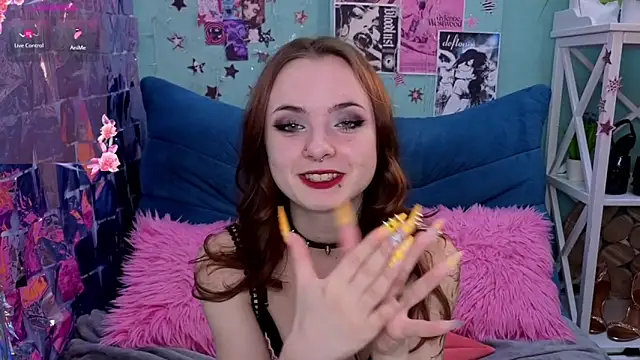 Chatroom XXX en direct de VivienneRo