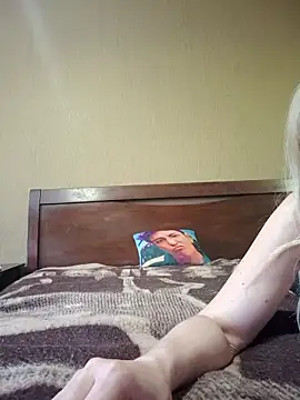 Show modela SelinaLovqx na web-kameri