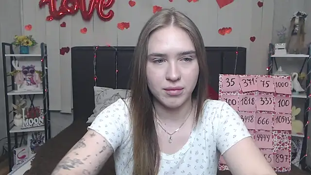 LauraHlot 现场XXX聊天